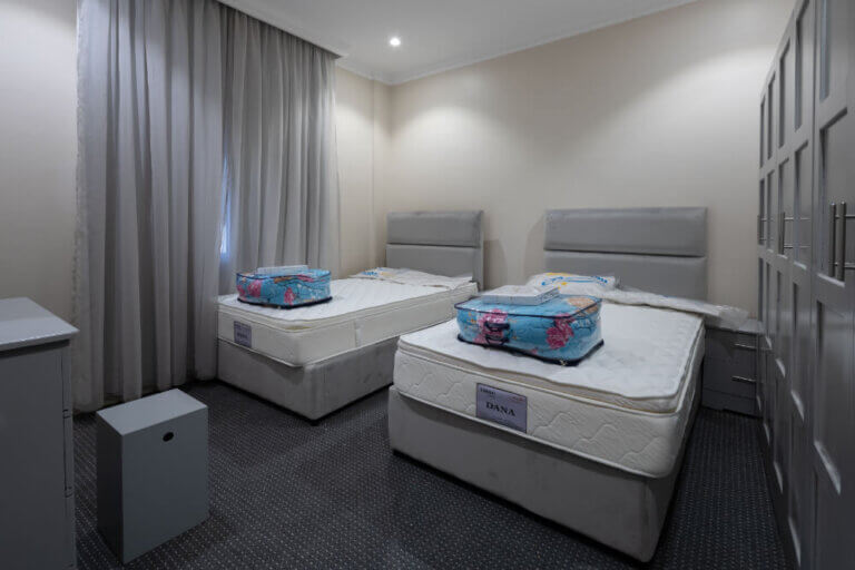 _LTN6475-HDR